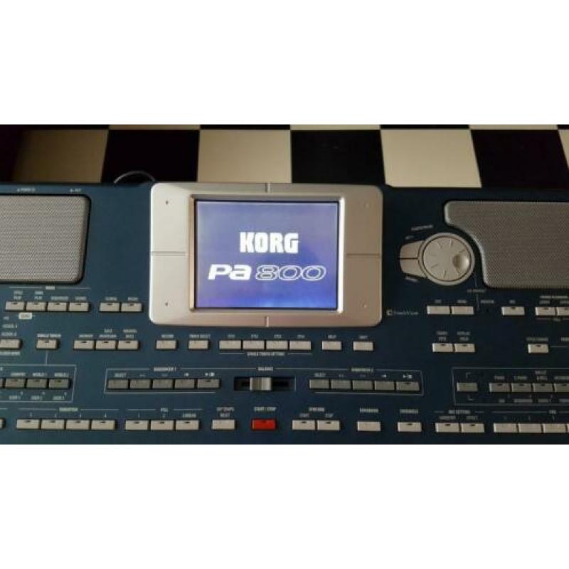 Korg pa800 bijna nieuwe laatste versie