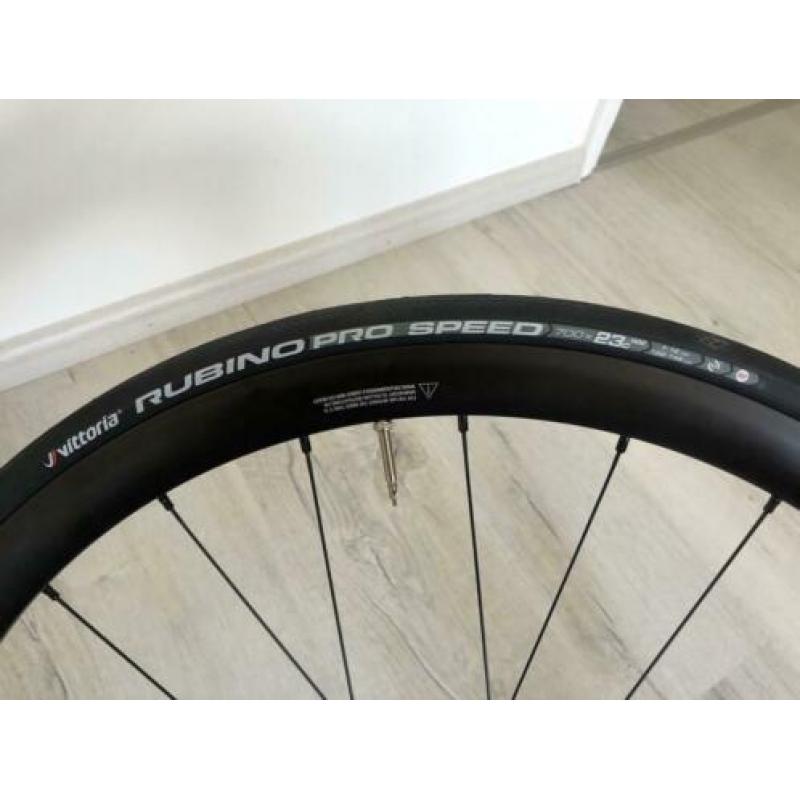 Fulcrum Racing 400 Disc Wielset incl. Banden