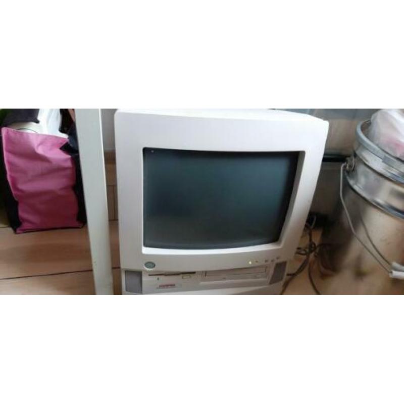 Compaq Presario 5520 antieke pc