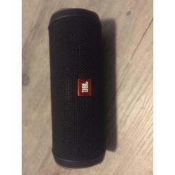 JBL Flip 4, in super goede staat!
