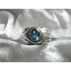Mooie Zilveren Ring met Aquamarijn - maat 20,5 - 20 3/4