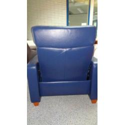 Te koop: blauw lederen Stressless relaxfauteuil