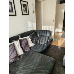 Modern complete inboedel zwart leer bank fauteuil eettafe