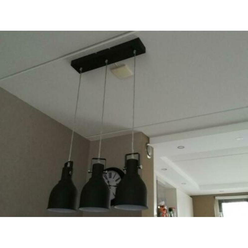 Hanglamp Hoogte is nu 95,5 cm (verstelbaar) 3 lampen