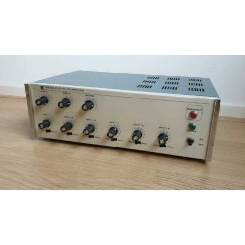 Goede professionele TAO versterker 6 kanaals 100WATT + kabel