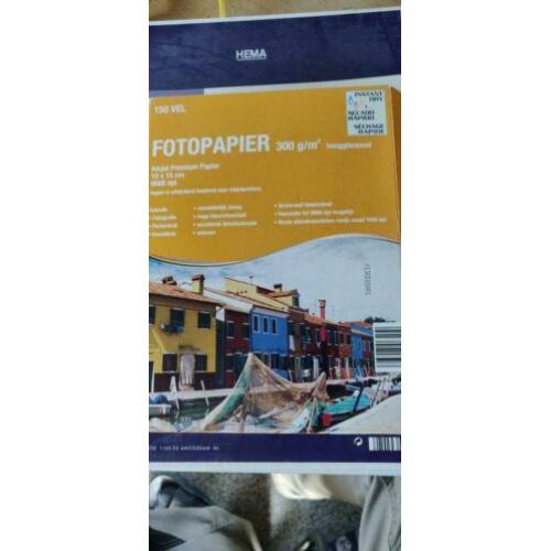 Partij fotopapier diverse merken en maten.