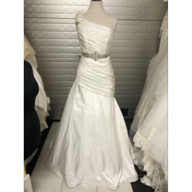 nieuw mori lee merk bruidsjurk 38-40 maat