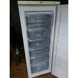 vrieskast whirlpool 6 lades wv1510w