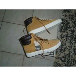 hub hoge sneakers 45. nieuw