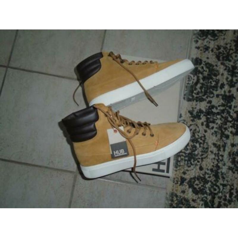 hub hoge sneakers 45. nieuw