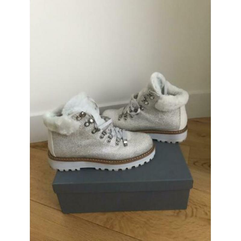 Lola Cruz bergschoenen 39