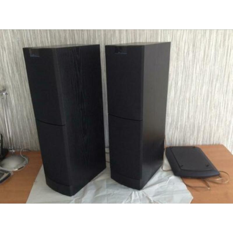 Kef uni Q30 boxen set speakers SP 3229 10-125 watt als nieuw