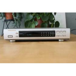 Marantz ST-57 Synthesized Stereo Tuner