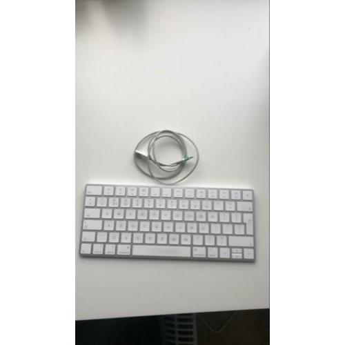 Apple iMac keyboard 2 toetsenbord oplaadbaar nieuw lader