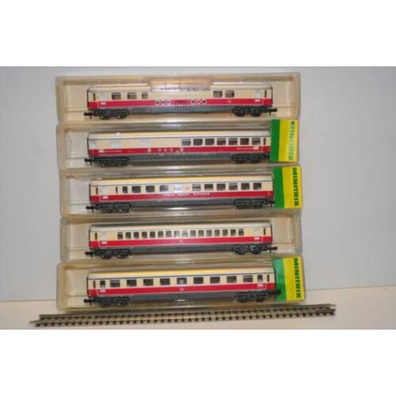 N spoor 5 Delige Minitrix TEE set IOV