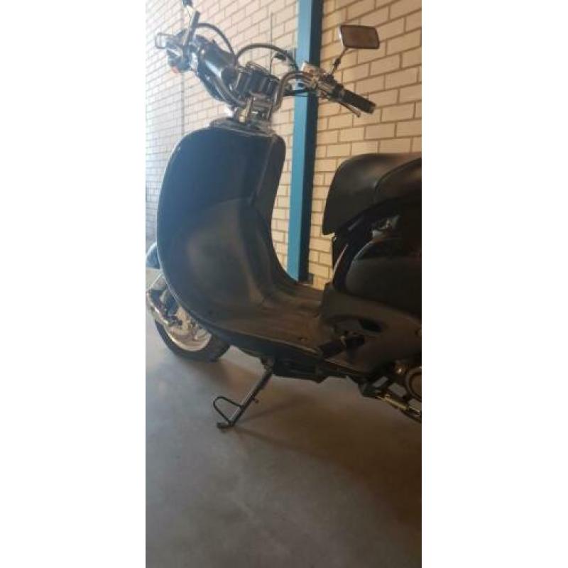 Retro scooter elektrisch