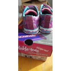 Skechers twinkle toes maat 22