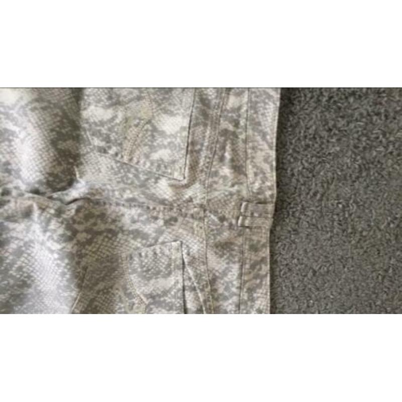 GARDEUR broek maat 42 grijs slangenprint ZGAN
