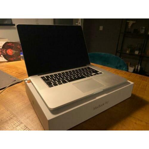 Apple MacBook Pro Retina 15" (2015) 2,2GHz 16GB/512GB ssd