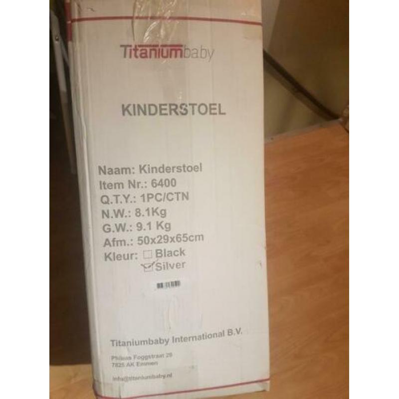 Kinderstoel heel weinig gebruikt.