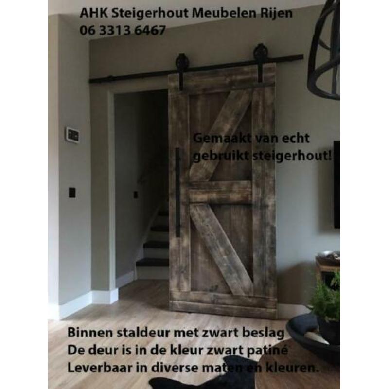 Staldeur/ Loftdeur (op maat) van echt gebruikt steigerhout!