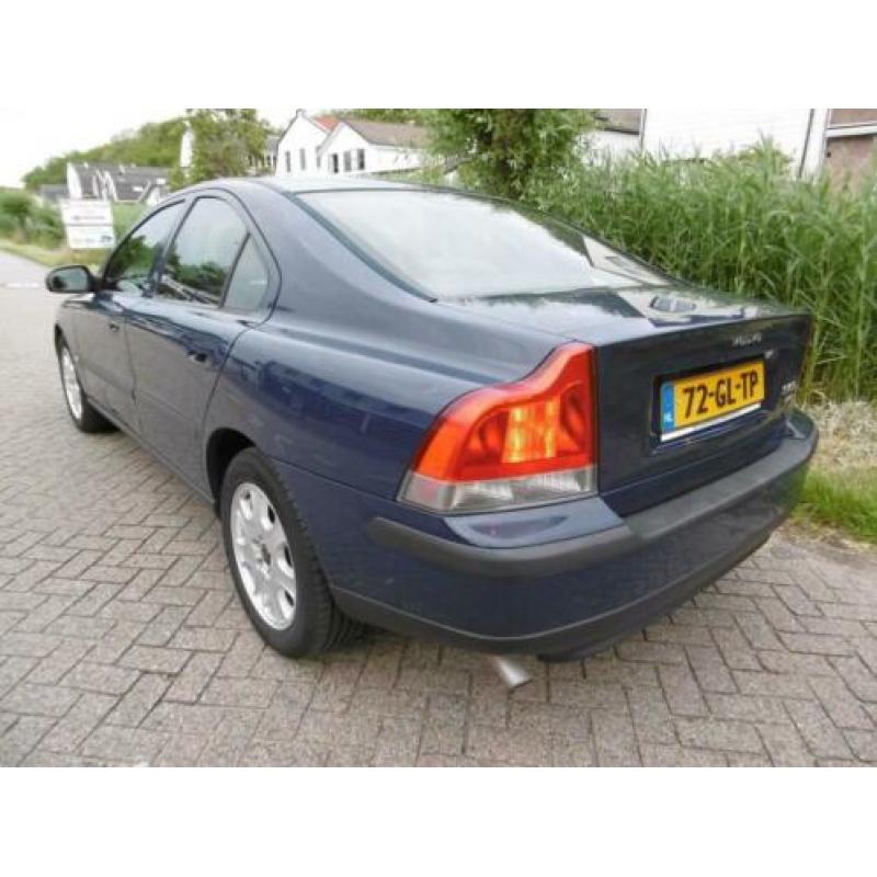 Volvo S60 2.4 140pk 2e eig Clima Trekhaak 1600kg Onderhoudsh