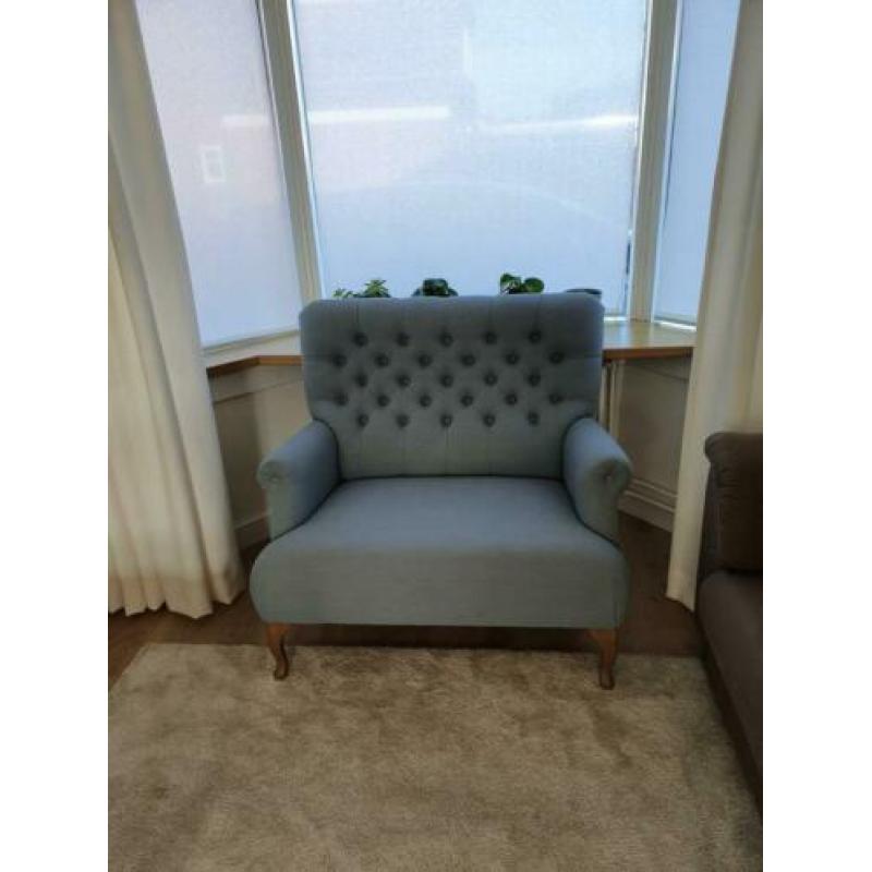 Loveseat