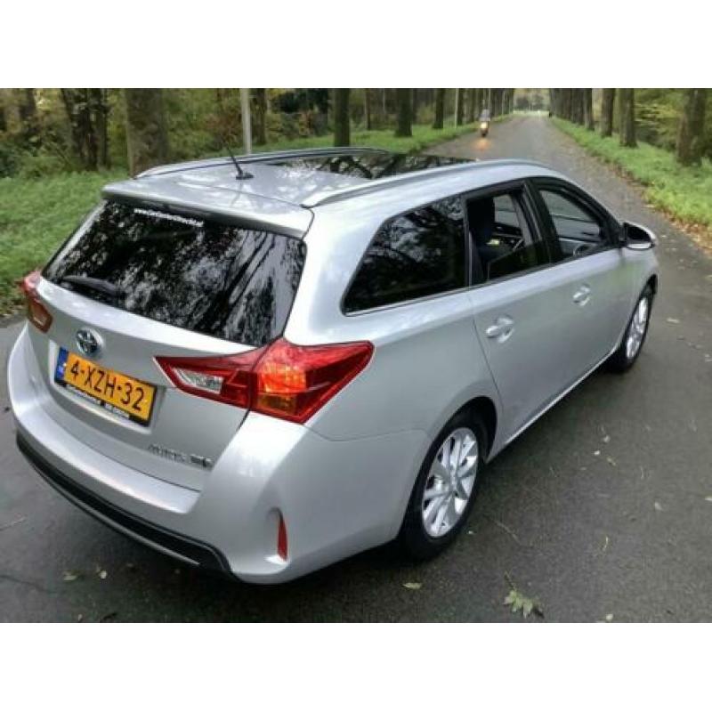Toyota Auris Touring Sports 1.8 Hybr |NAVI|PANODAK|CAMERA|NW