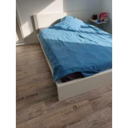 Wit 2 persoonsbed, 140×200 cm. 2 stuks