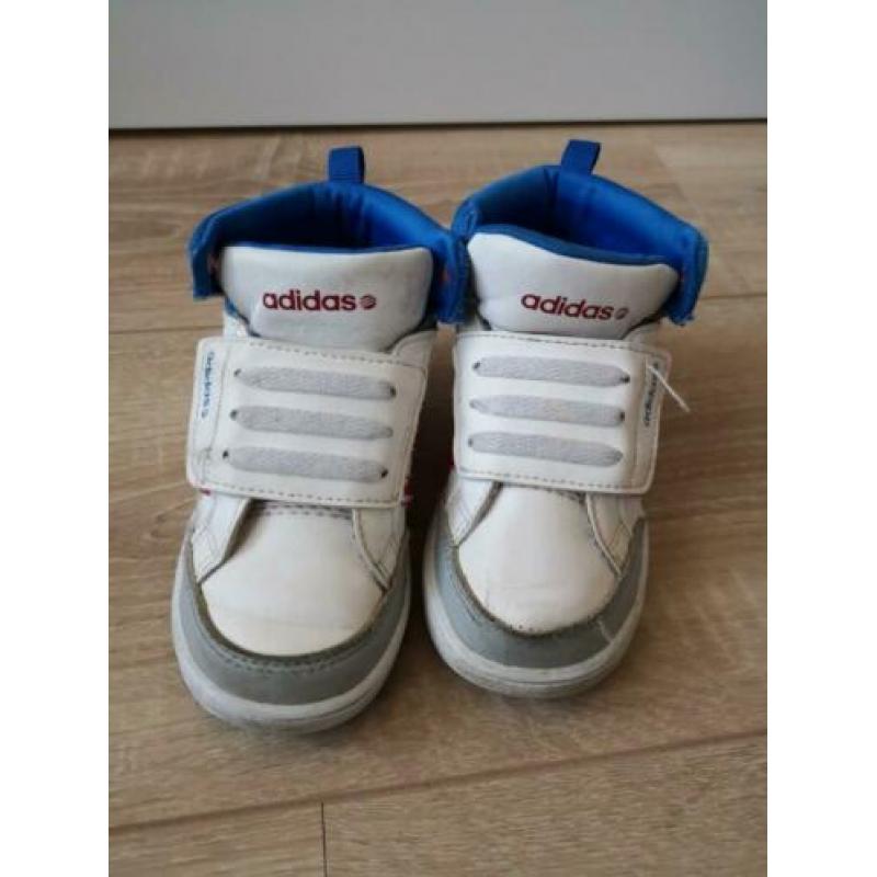 Adidas maat 24 met klitteband veters