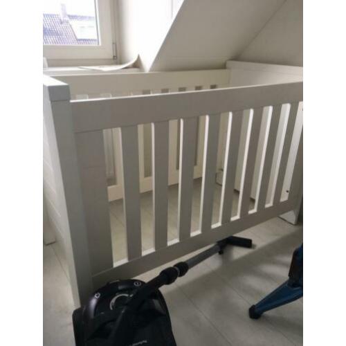 Ledikant wit met nieuw matras