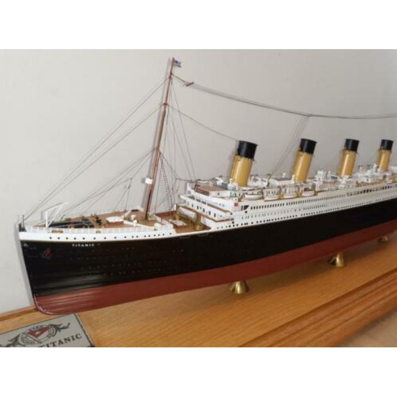 titanic model
