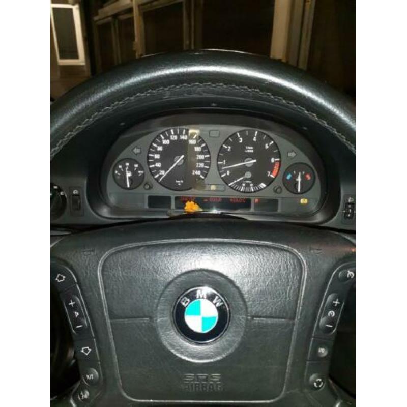 BMW 5-Serie 2.5 I 525 AUT 2001 Blauw