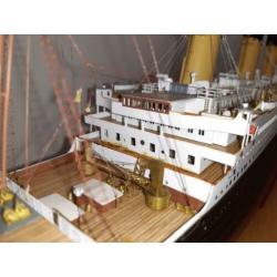 titanic model