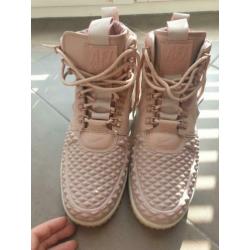 Nike air duckboot pink 44