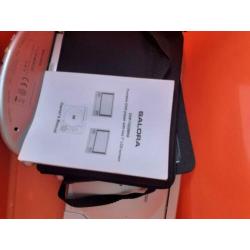 Salora portable dvd speler met 2 schermen. Ideaal voo