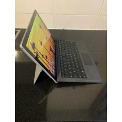 Microsoft Surface Pro 4 i7
