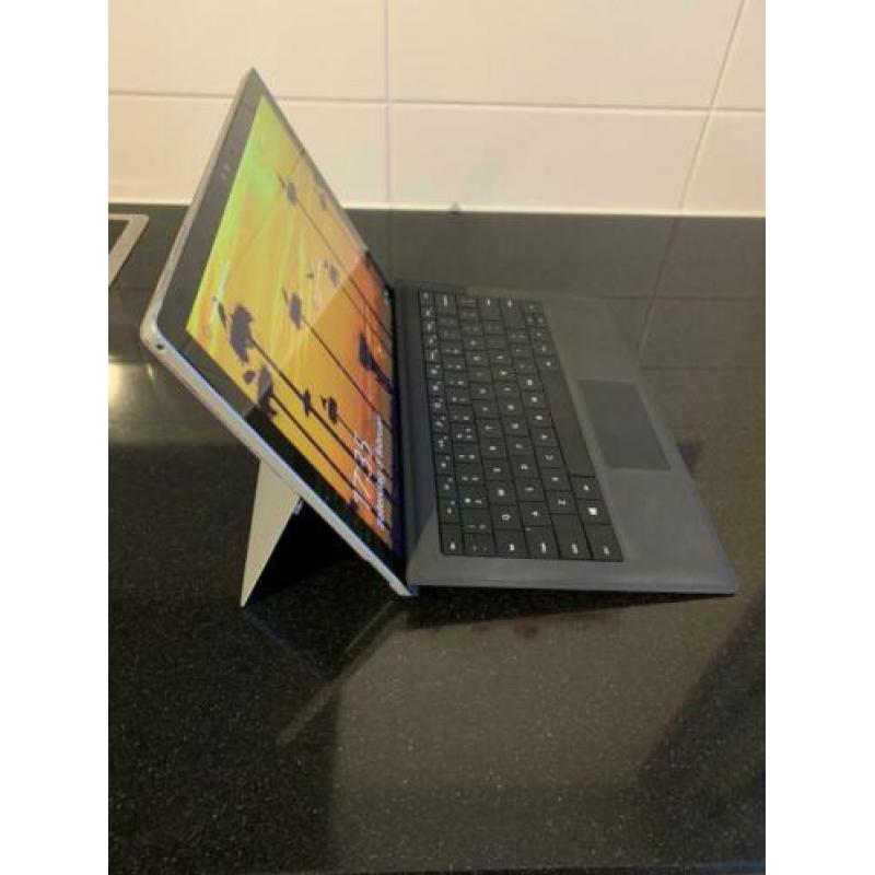 Microsoft Surface Pro 4 i7
