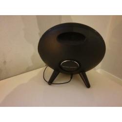 harman kardon onyx 4