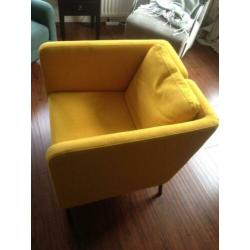 Gele Ekerö Fauteuil (nieuwprijs 129 euro)