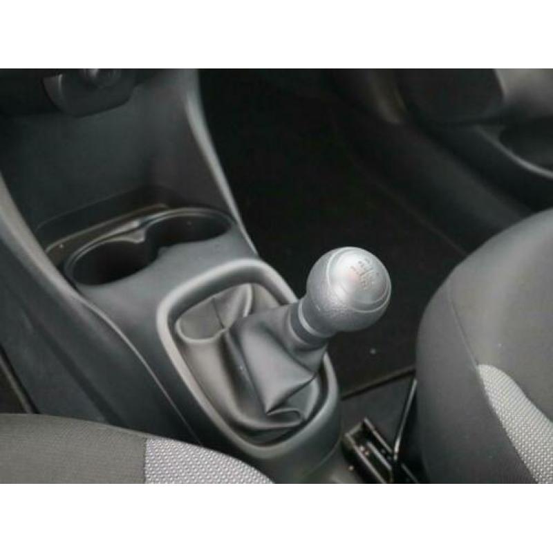 Toyota Aygo 1.0 VVT-i X | Nieuw model | LED dagrijverlichtin