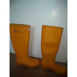 Yellow Hunter boots, size 39