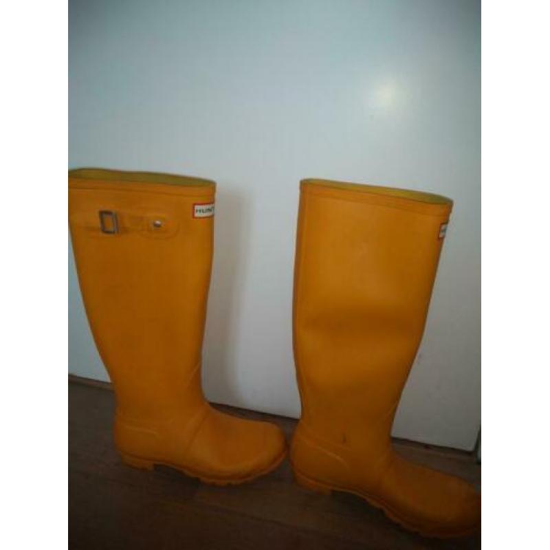 Yellow Hunter boots, size 39