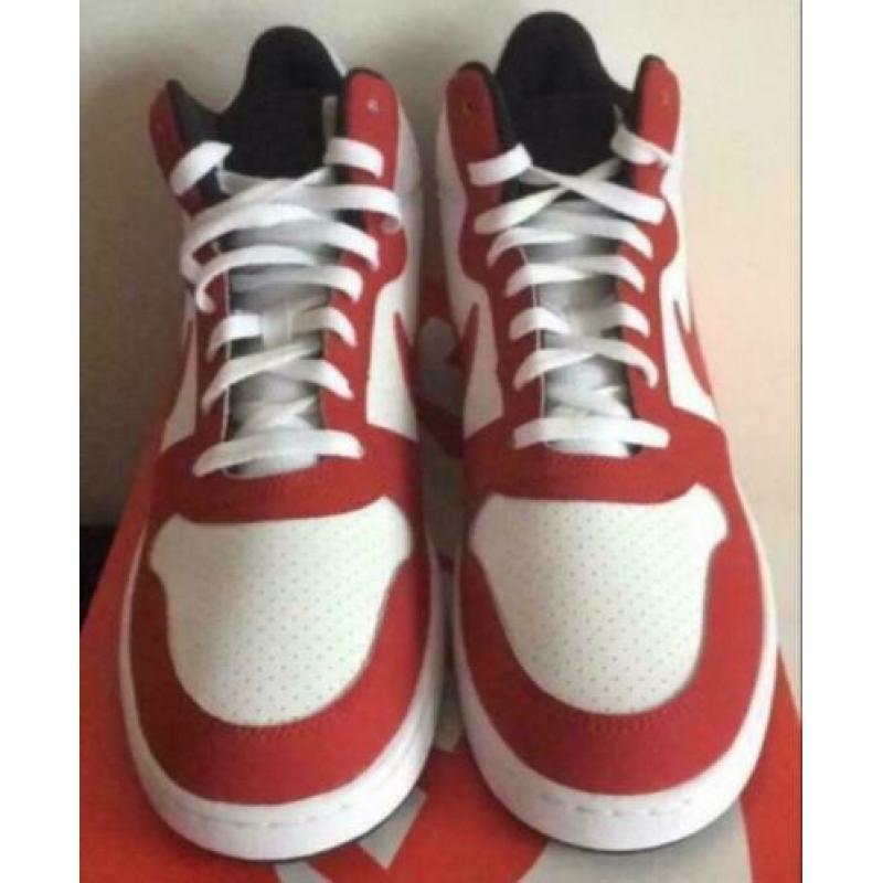 Nike court borough mid maat 44,5 air max 1 jordan dunk og