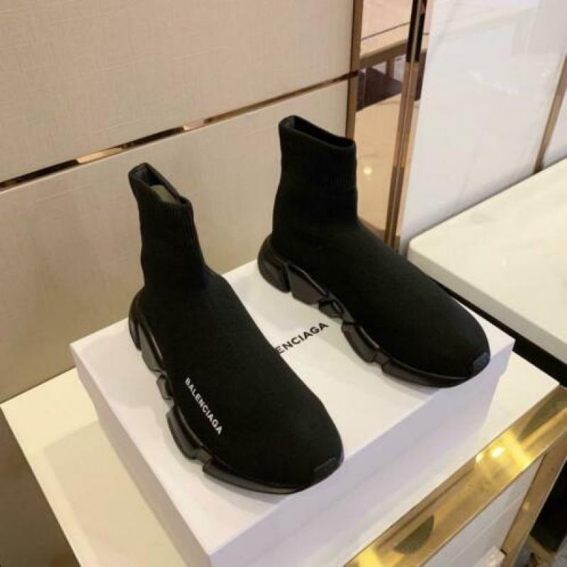 balenciaga speed runner