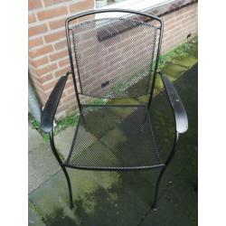 Stalen tuinset, goede conditie.