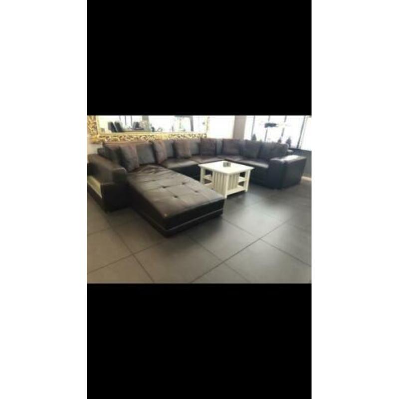 Zeer nette en mooie hoekbank u bank