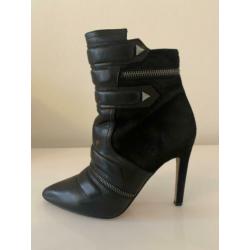 Chique stoere laarsjes Sam Edelman