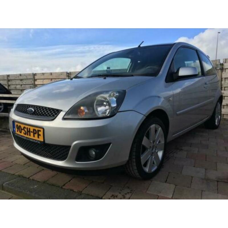 Ford Fiesta 1.6-16V Ghia NL-Auto (bj 2006)