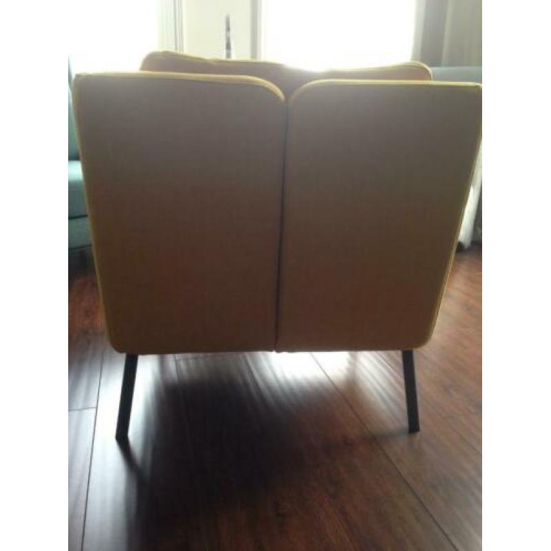 Gele Ekerö Fauteuil (nieuwprijs 129 euro)